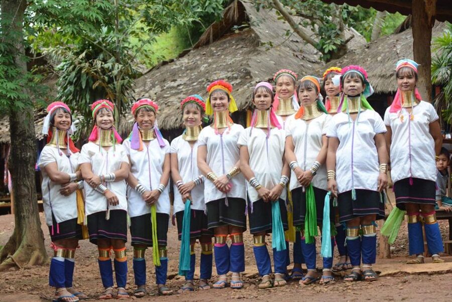 Chiang Mai: Long Neck Village & Chiang Rai’s Iconic Temples - What the $55 price really buys