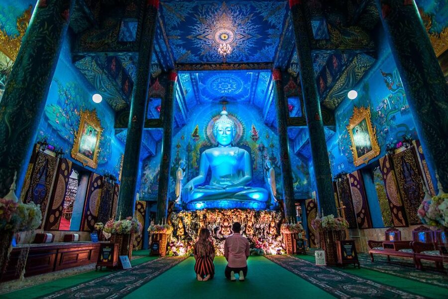 Chiang Mai: Long Neck Village & Chiang Rai’s Iconic Temples - Mae Kajan Hot Springs: a quick first stop
