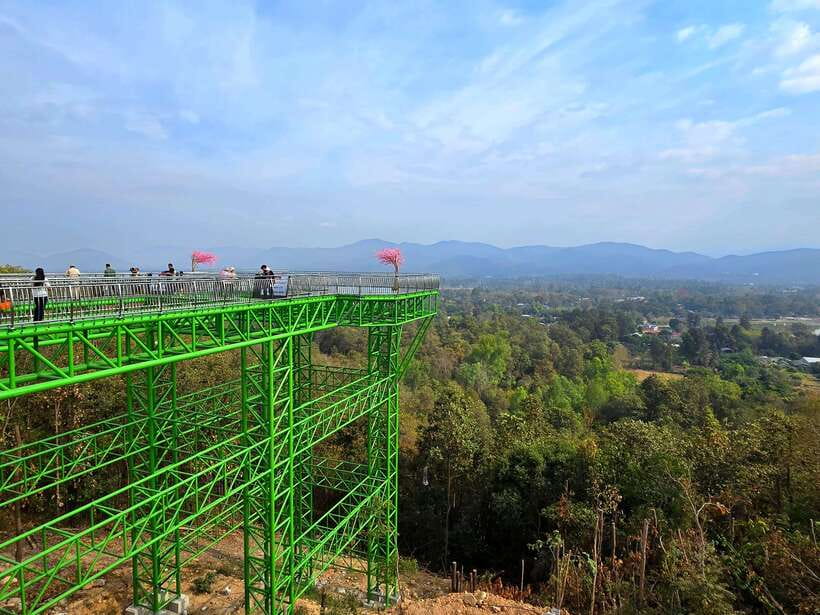 Chiang Mai: Sticky Waterfall scenic loop unseen lake &temple - Practical details that make the day easier