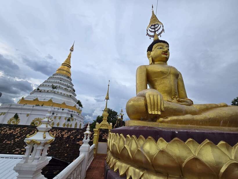 Chiang Mai: Temple & City Tour Part II - Private or small group: which option makes sense