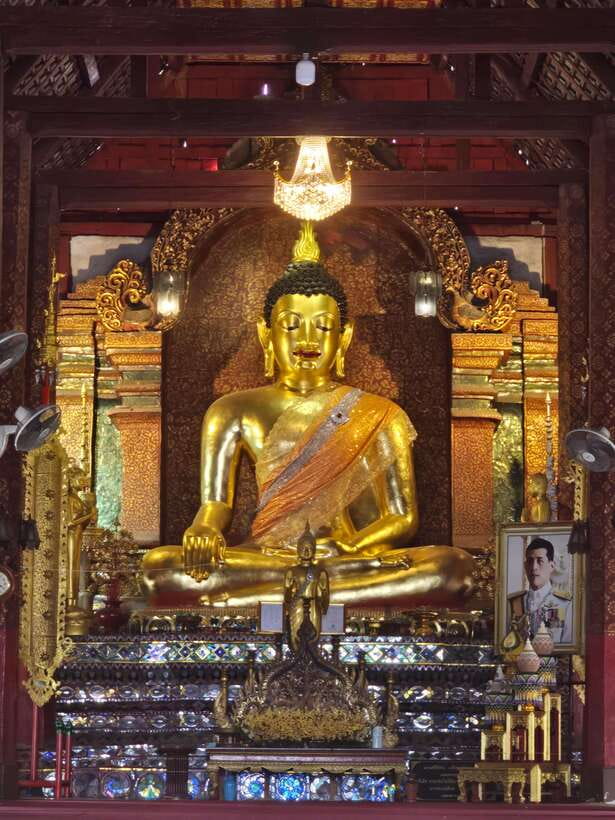 Chiang Mai: Temple & City Tour Part II - Starting at Wat Chiang Man, Chiang Mai’s oldest temple