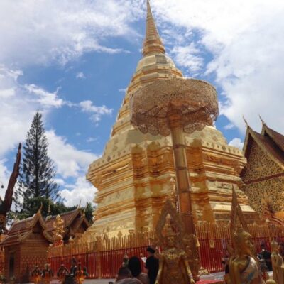 Wat Pha Lat & Wat Phra That Doi Suthep Tour