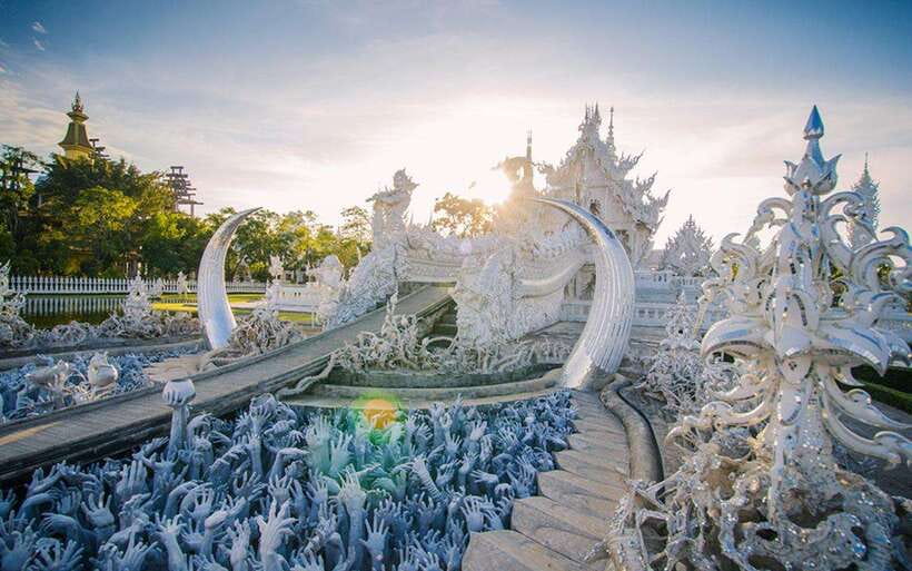Chiang Mai: White, Blue & Big Buddha Temples in Chiang Rai - Wat Rong Suea Ten, Chiang Rai’s Blue Temple