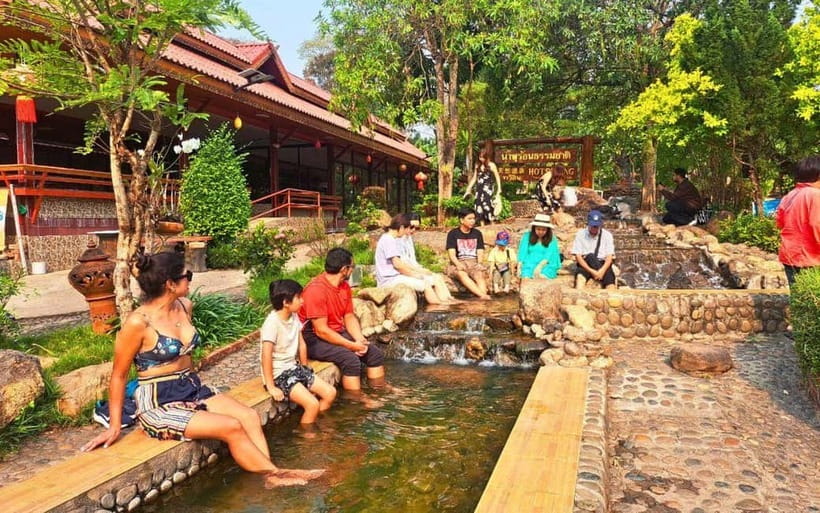 Chiang Mai: White & Blue Temples, Black House & Hill Tribes - Thai buffet lunch in Chiang Rai