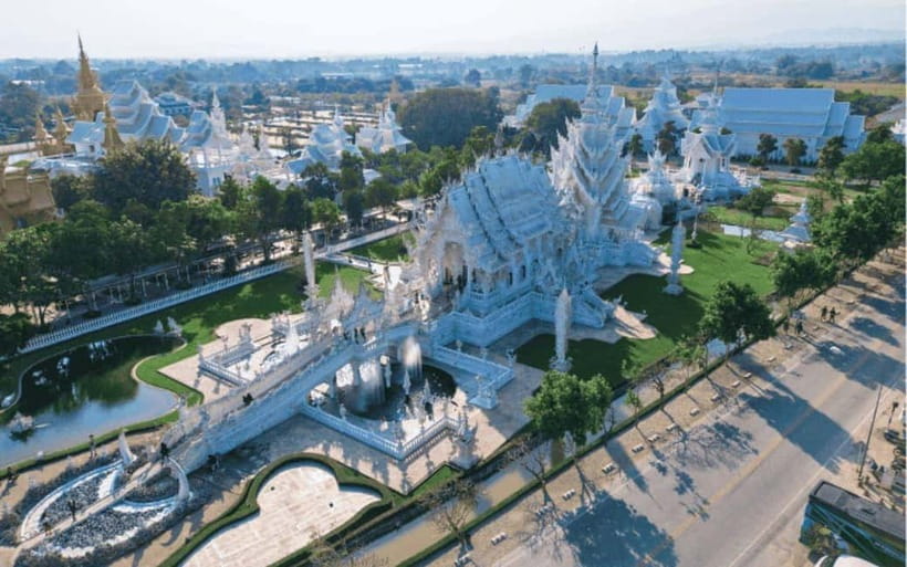 Chiang Mai: White & Blue Temples, Black House & Hill Tribes - The long ride back to Chiang Mai