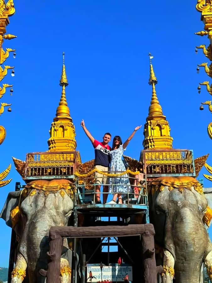 Chiang Rai: 3 Temples and Golden Triangle 1 Day Tour - The Golden Triangle by boat