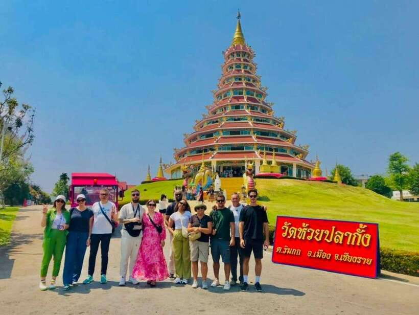 Chiang Rai: Excursion White, Blue,Red Temples & Lalitta Café - Mae Kachan Hot Spring: a short first pause