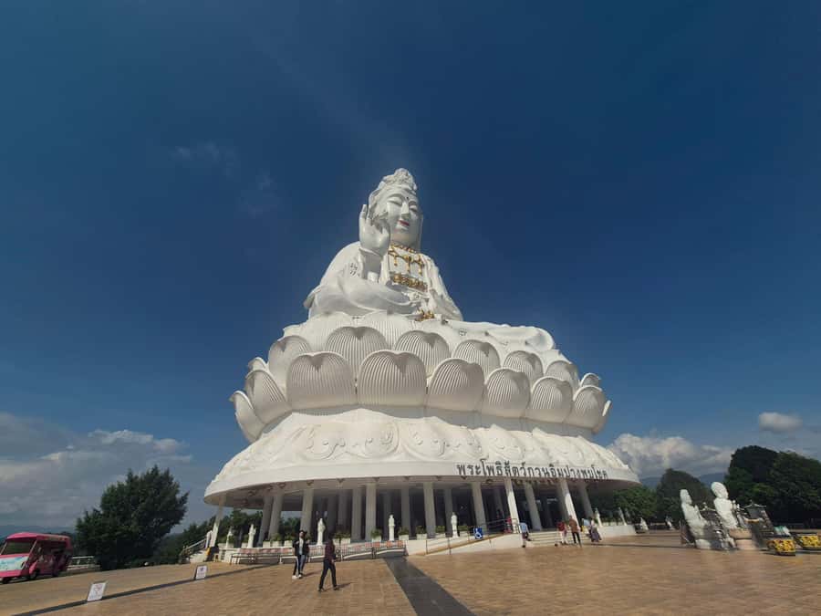Chiang Rai : Half-Day Temple Tour in Chiang Rai (8 am -1 pm) - Why this five-hour temple route works
