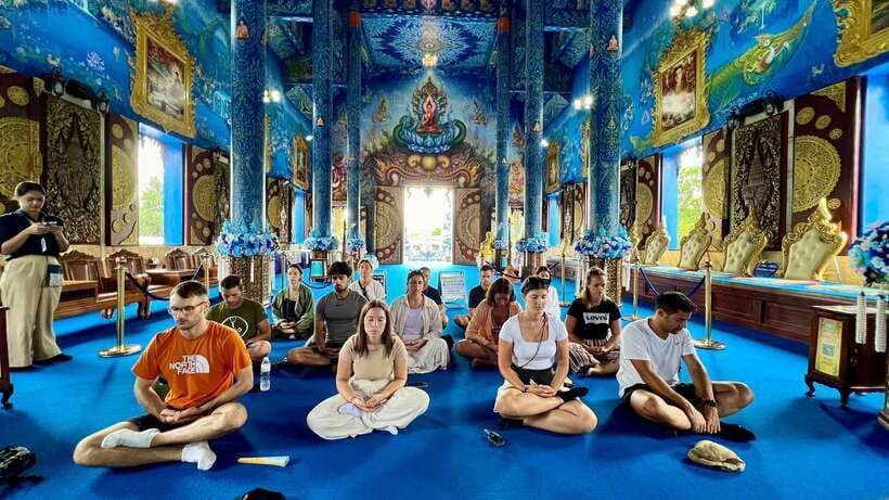 Chiang Rai: Iconic Temples & 7 Major Sites—River View Buffet - Buffet lunch: a practical pause in the middle