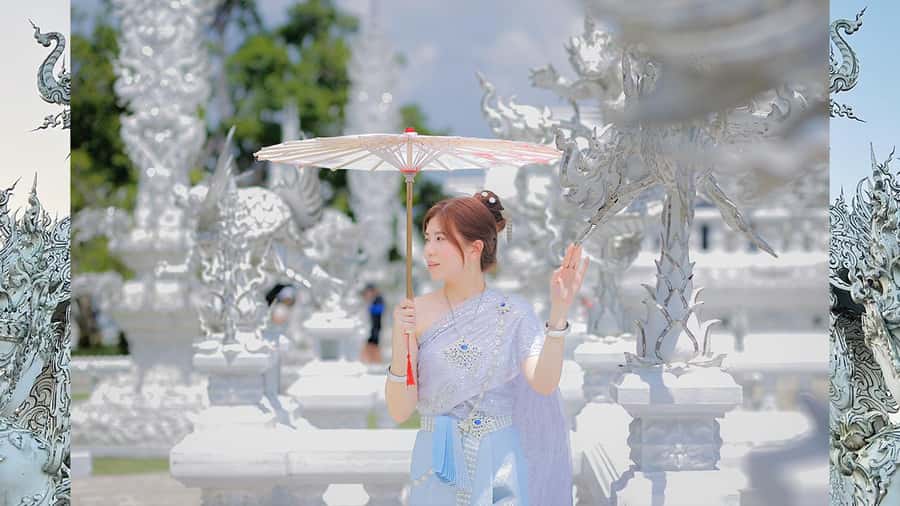 Chiang Rai:Photos of traditional Thai costumes,White Temple - Is $80 a fair price?