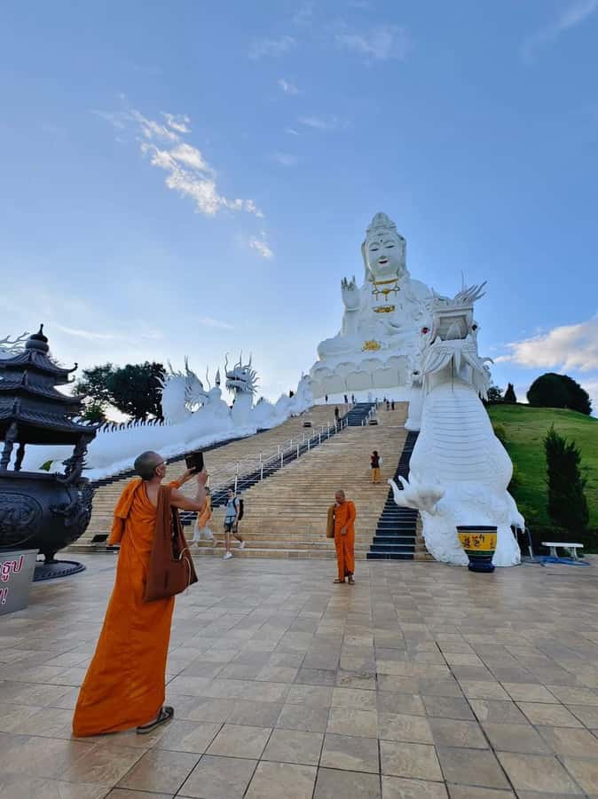 Chiang Rai Red Temple & Golden Triangle Boat Trip Free Lunch - Wat Huay Pla Kang and the giant Guanyin Buddha