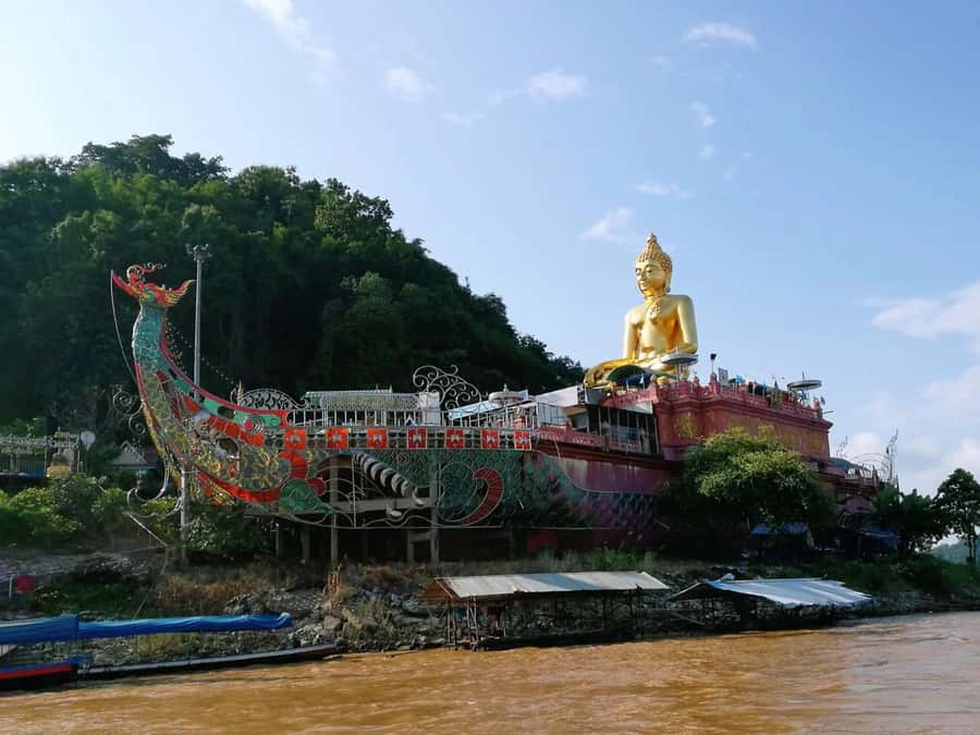 Chiang Rai Red Temple & Golden Triangle Boat Trip Free Lunch - Mae Khachan Hot Springs gives you a useful first pause