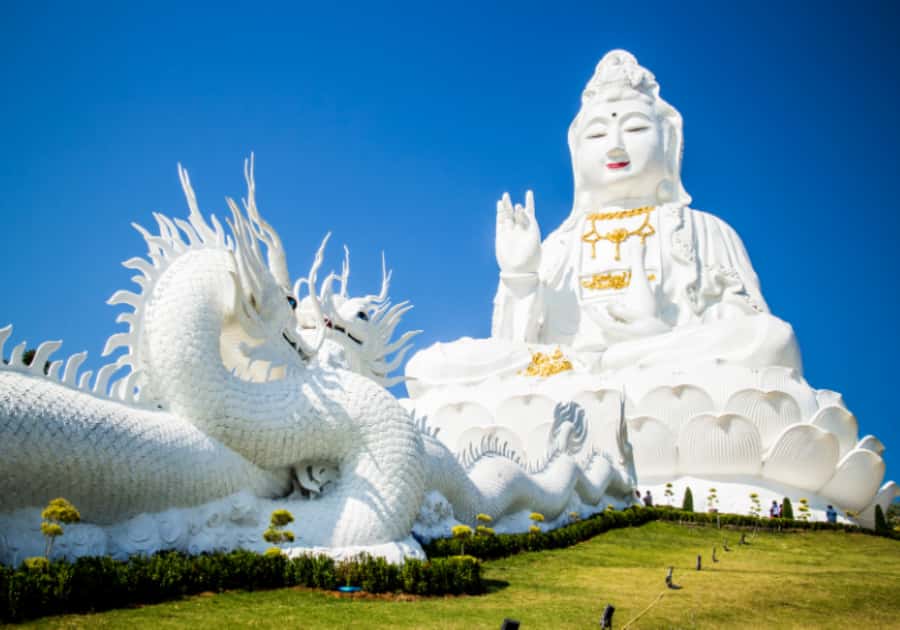 Chiang Rai White, Blue, Red 3 Temples Tour - Mae Khachan Hot Springs: a brief leg stretch