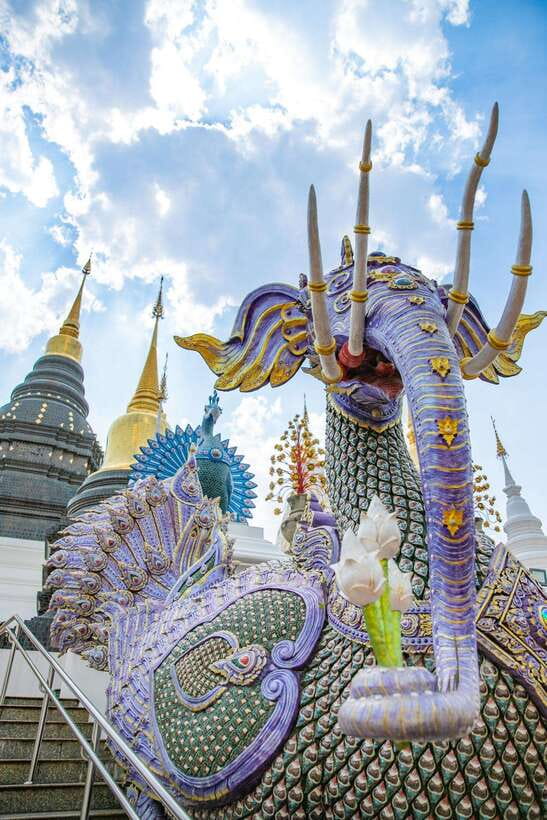Chiangma: Wat ban den, Blue Temple & Sticky Waterfall. - The transfer to Bua Thong Sticky Waterfalls