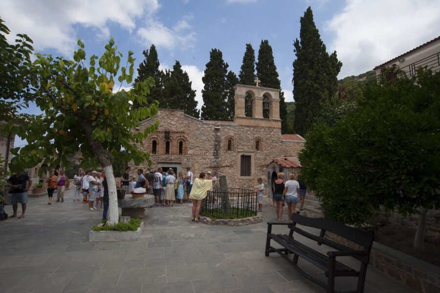 Crete: Lassithi Plateau & Kera Monastery Tour with Ceramics - Key points at a glance