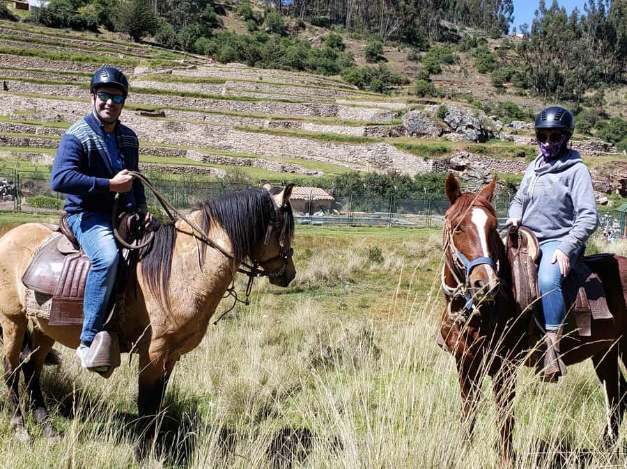 Cusco: 3-Hour Horse Riding Tour to the Temple of the Moon - Starting in Cusco and meeting the horses