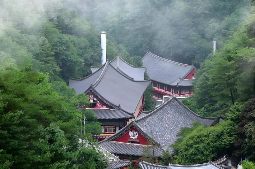 Danyang Tour:Guinsa Temple & Bobaljae & Cheongpung Cable Car - Guinsa Temple, the heart of the trip