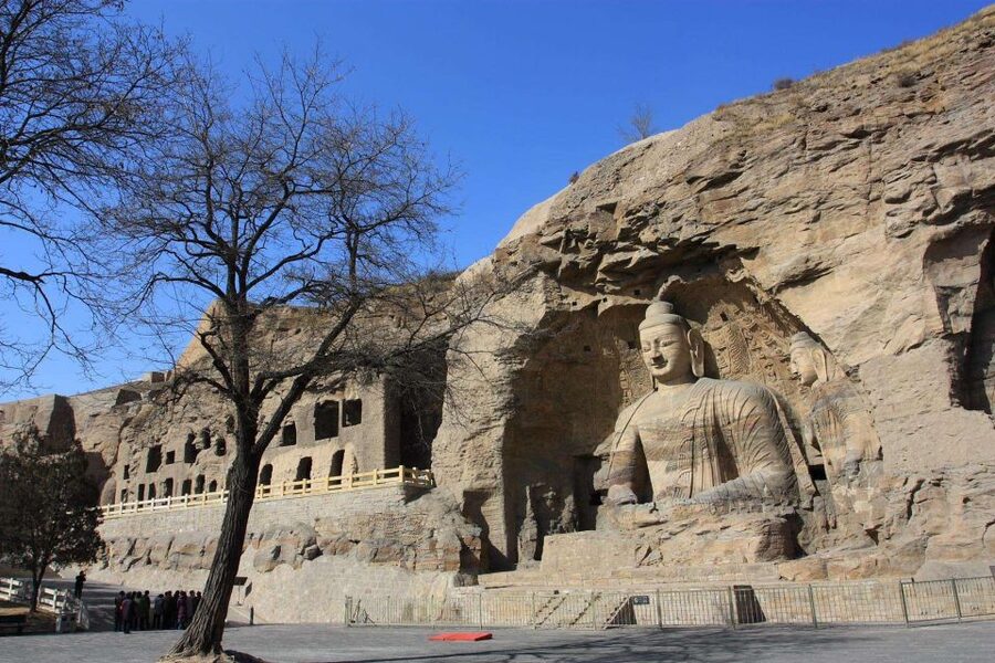 Datong: Temples and Grottoes day tour with tickets options - Lunch before Yungang’s sandstone Buddhas