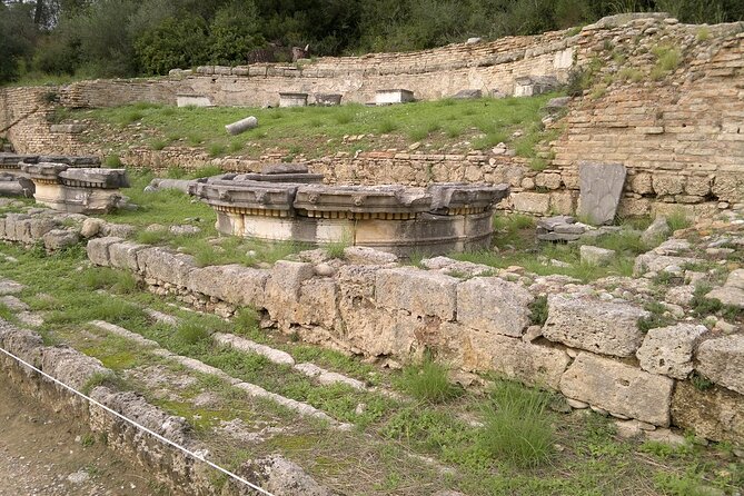 Day tour to Ancient Olympia,Ancient Sparta Mycenae Including Meal - The Corinth Canal is a quick but worthwhile pause