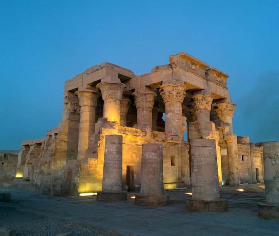 Day Tour visit Edfu Kom Ombo temples from Luxor - The private vehicle is the real convenience