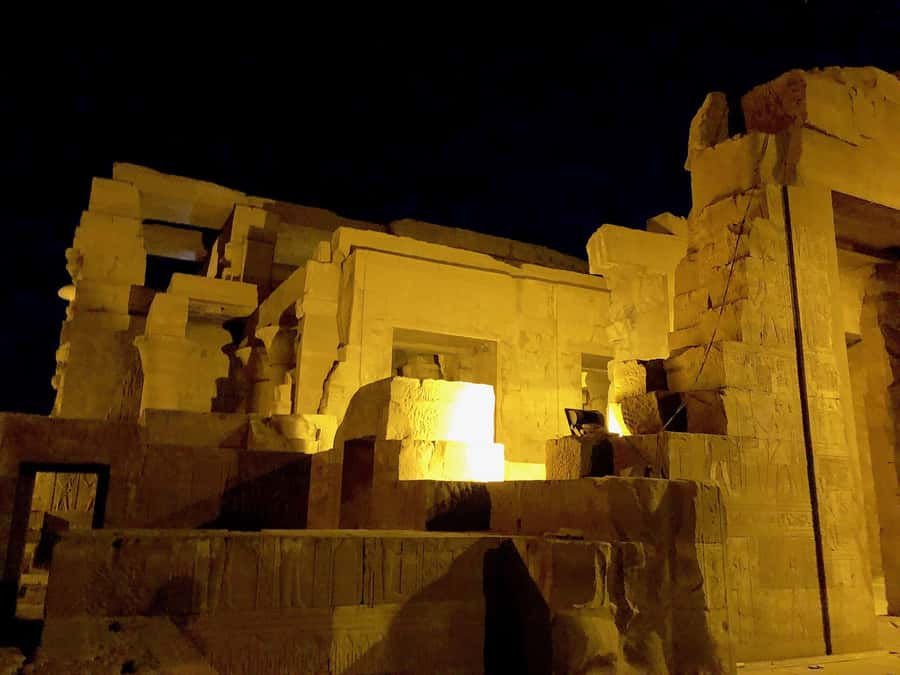 Day Tour visit Edfu Kom Ombo temples from Luxor - Small details that help the day run better