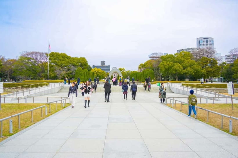 Day Trip to Hiroshima & Miyajima with Itsukushima Shrine - Who should choose Miyajima only?