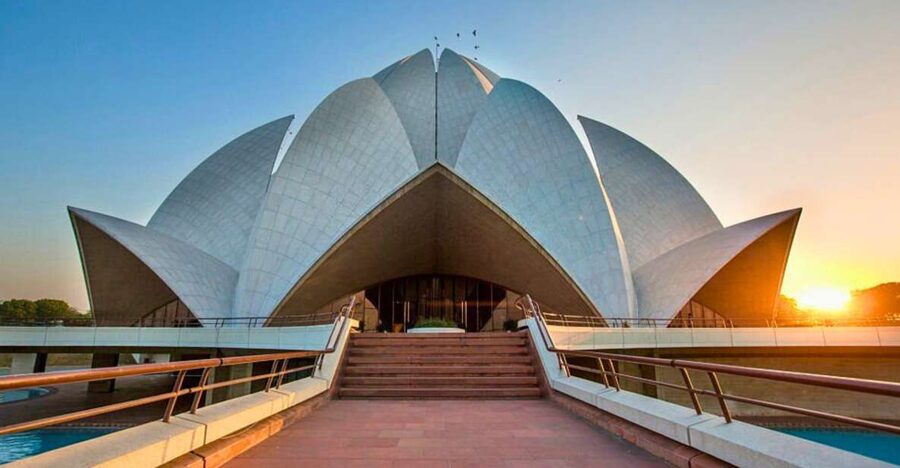 Delhi: 6-Hours Delhi Spiritual Sites With Famous Temples - Pickup across Delhi NCR