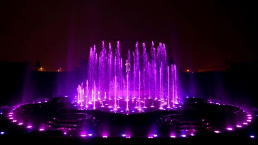 Delhi: Akshardham Temple, India Gate & Safdarjung Night Tour - Who should book this Delhi evening?