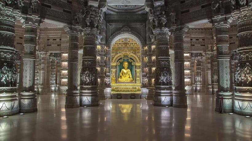 Delhi: Akshardham Temple Tour with Light and Water Show - Why Akshardham makes a strong evening outing
