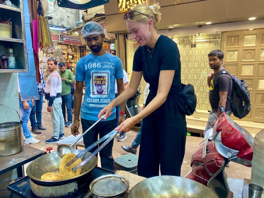 Delhi: Old Delhi's Street Food, Temples & Spice Market Tour - Street food selected for comfort and flavor