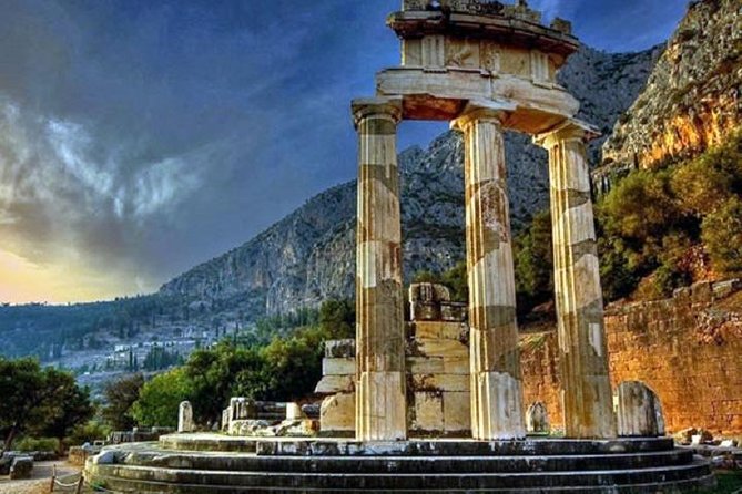 Delphi and Hosios Loukas Monastery Full Day Private Tour - Why this Athens to Delphi day trip works