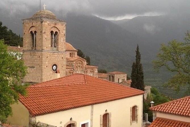 Delphi and Osios Loukas Byzantine Monastery - What the private car changes