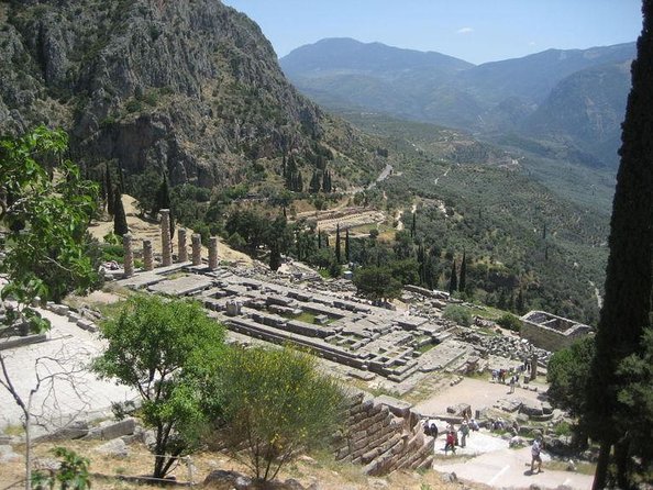 Delphi Full Day Private Tour: Temple of Apollo, Museum, Navel of Earth & Oracle - Key details before you book