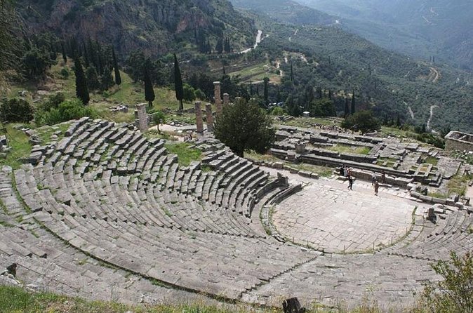 Delphi private tour: Navel of Earth, Apollo Temple, Oracle - Arachova, coffee, and mountain-town character