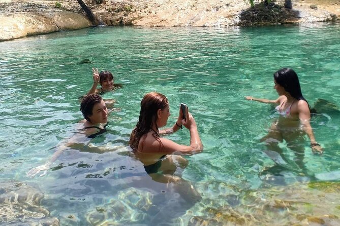Discover Krabi - Emerald Pool, Hot Springs & Tiger Cave Temple - Guides and the value of a small group