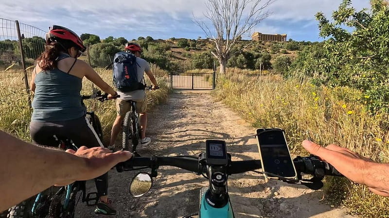 E-BIKE TOUR AGRIGENTO: Valley of the Temples & Old Town with meal included - What the route feels like in practice
