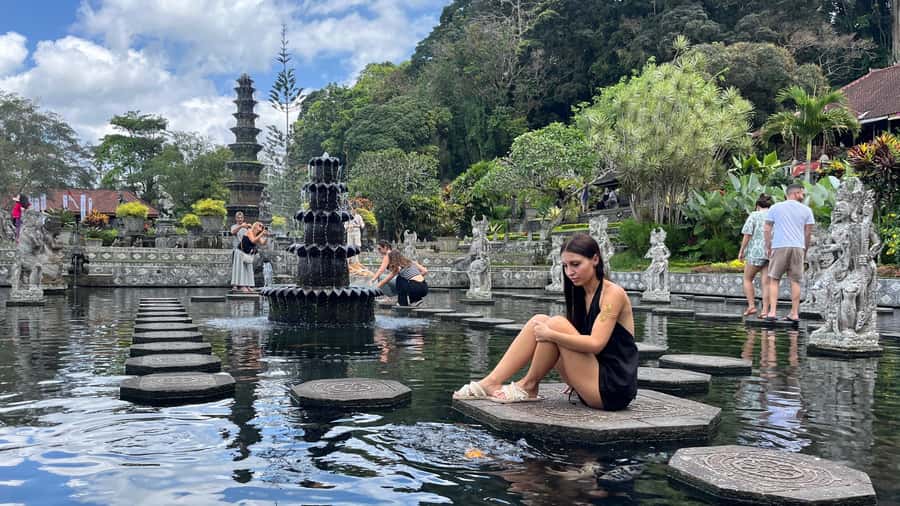 East Bali: Lempuyang temple, Tirta Gangga, Taman Ujung - What the private car changes