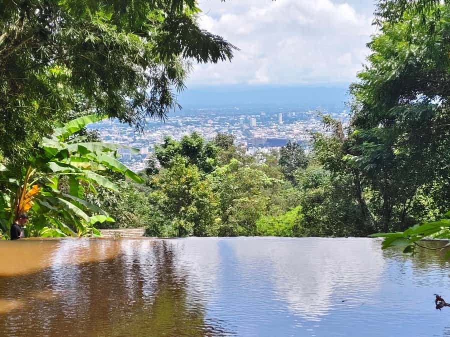 Ex-monk city & temples walking tour: (3.5 hours / 1.7 km.) - Key points before you book