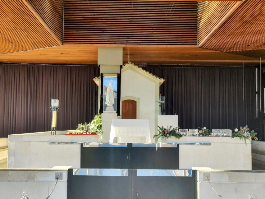 Fátima Private Tour: Shrine| Sacred Path |Shepherds House - The homes of Francisco, Jacinta, and Lúcia