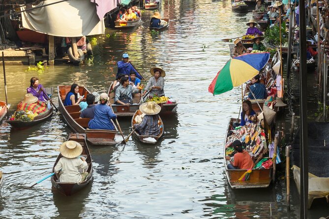 Floating Market with Great Pagoda Temple and Wat Sam Phran - Phra Pathom Chedi: a grand change of pace