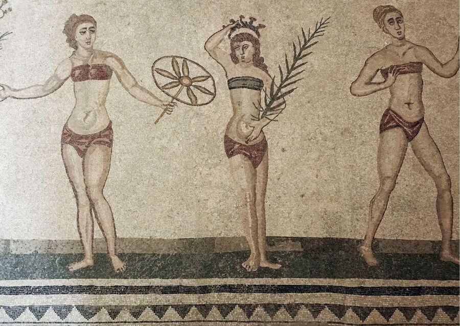From Agrigento to Siracusa: Valley of Temples & Roman Villa - Crossing Sicily by air-conditioned vehicle