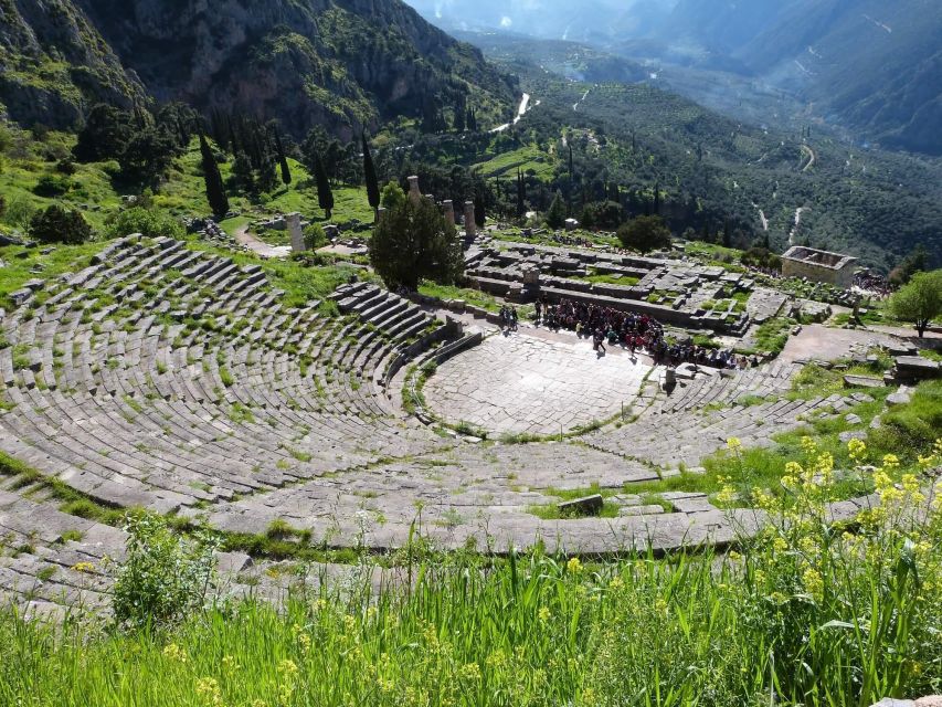 From Athens: Temple of Apollo and Oracle Delphi Day Trip - The road through Thebes and Levadia