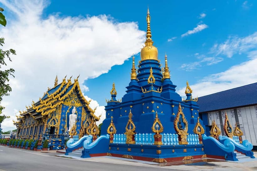 From Chiang Mai : 3 Temples & Golden Triangle with Lunch - Wat Rong Suea Ten, the Blue Temple