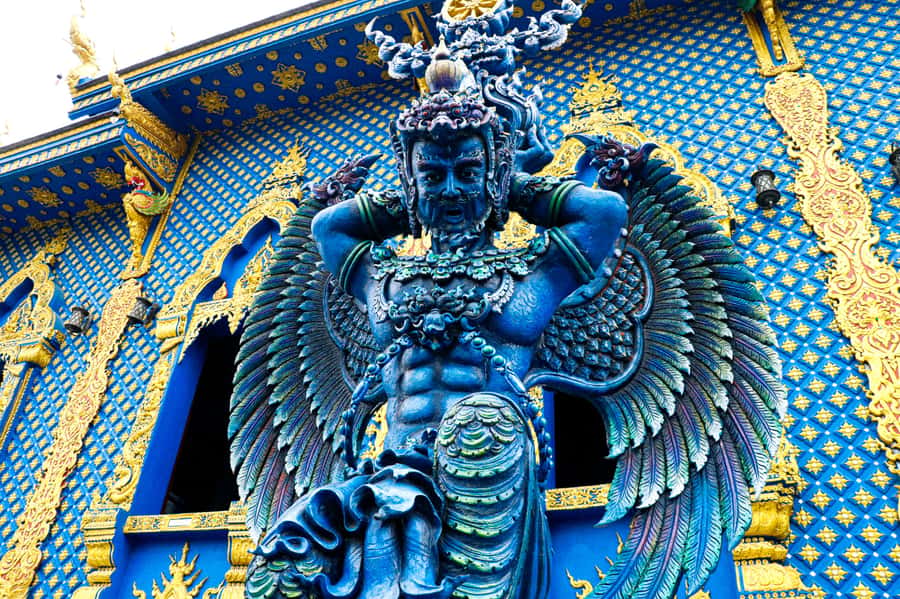 From Chiang Mai: Chiang Rai Temples Tour - The White Temple and its modern Thai vision