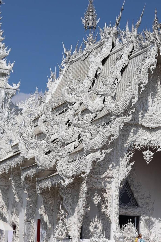 From Chiang Mai: Day Trip Chiang Rai White, Blue, Red Temple - What the $54 price really covers
