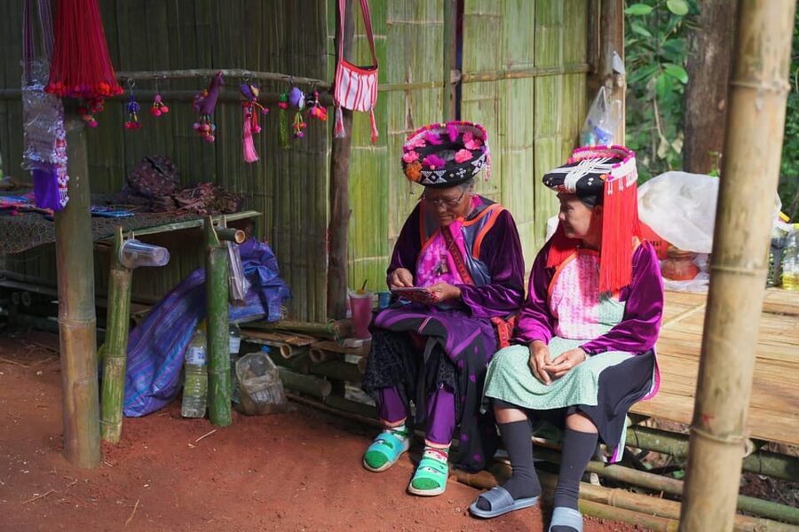 From Chiang Mai: Day Trip Chiang Rai White, Blue, Red Temple - How to prepare for a 13-hour temple day