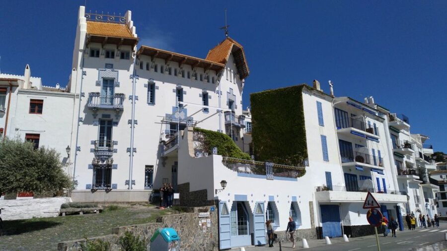 From Girona: Cadaqués, St Pere de Rodes Monastery - What the guide can add to the day