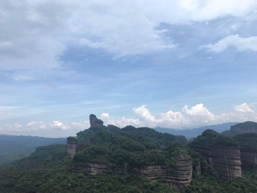 From Guangzhou: Mount Danxia and Nanhua Temple Full-Day - Who will enjoy this itinerary most