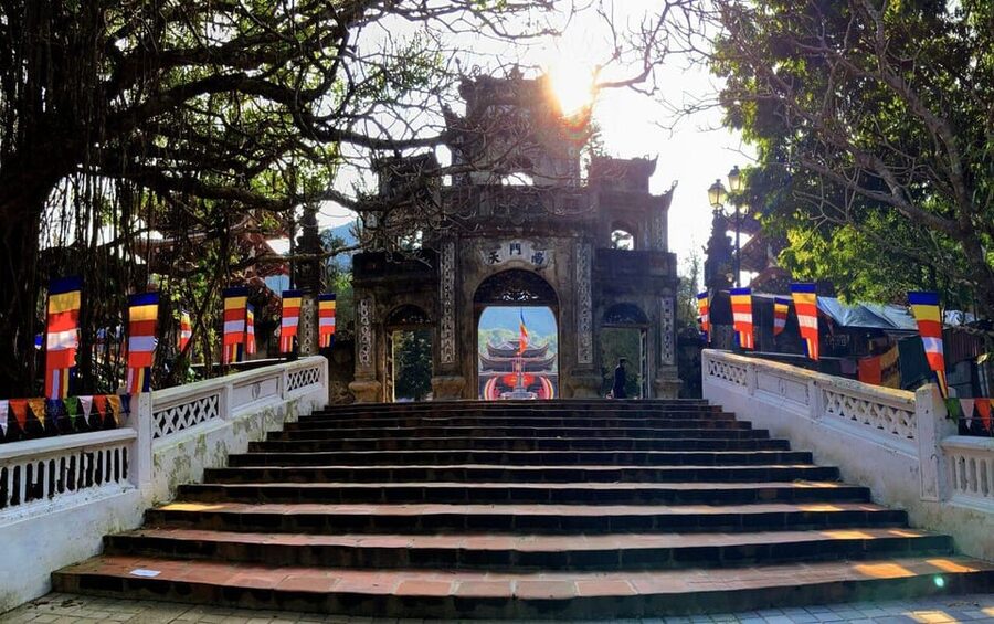 From Ha Noi: Perfume Pagoda – A Pagoda In Deep In A Cave - What the $46 price really buys you