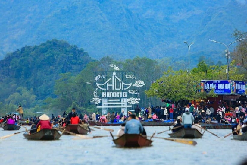 From Ha Noi: Perfume Pagoda & Quang Phu Cau Incense Village - Huong Tich Cave, the spiritual center